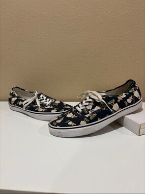 Vans Men’s Hula Girl Sneakers